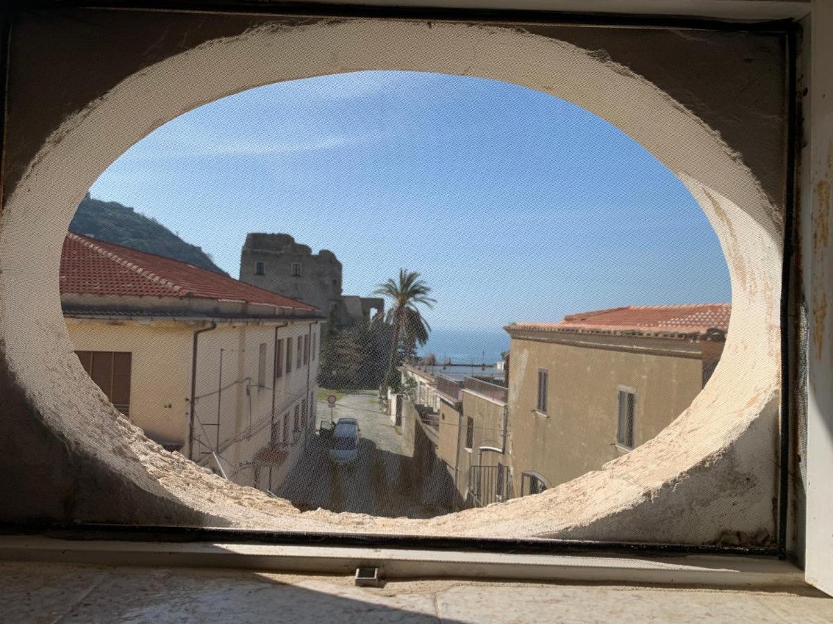 פיומפרדו ברוציו Al Castello Apartment מראה חיצוני תמונה