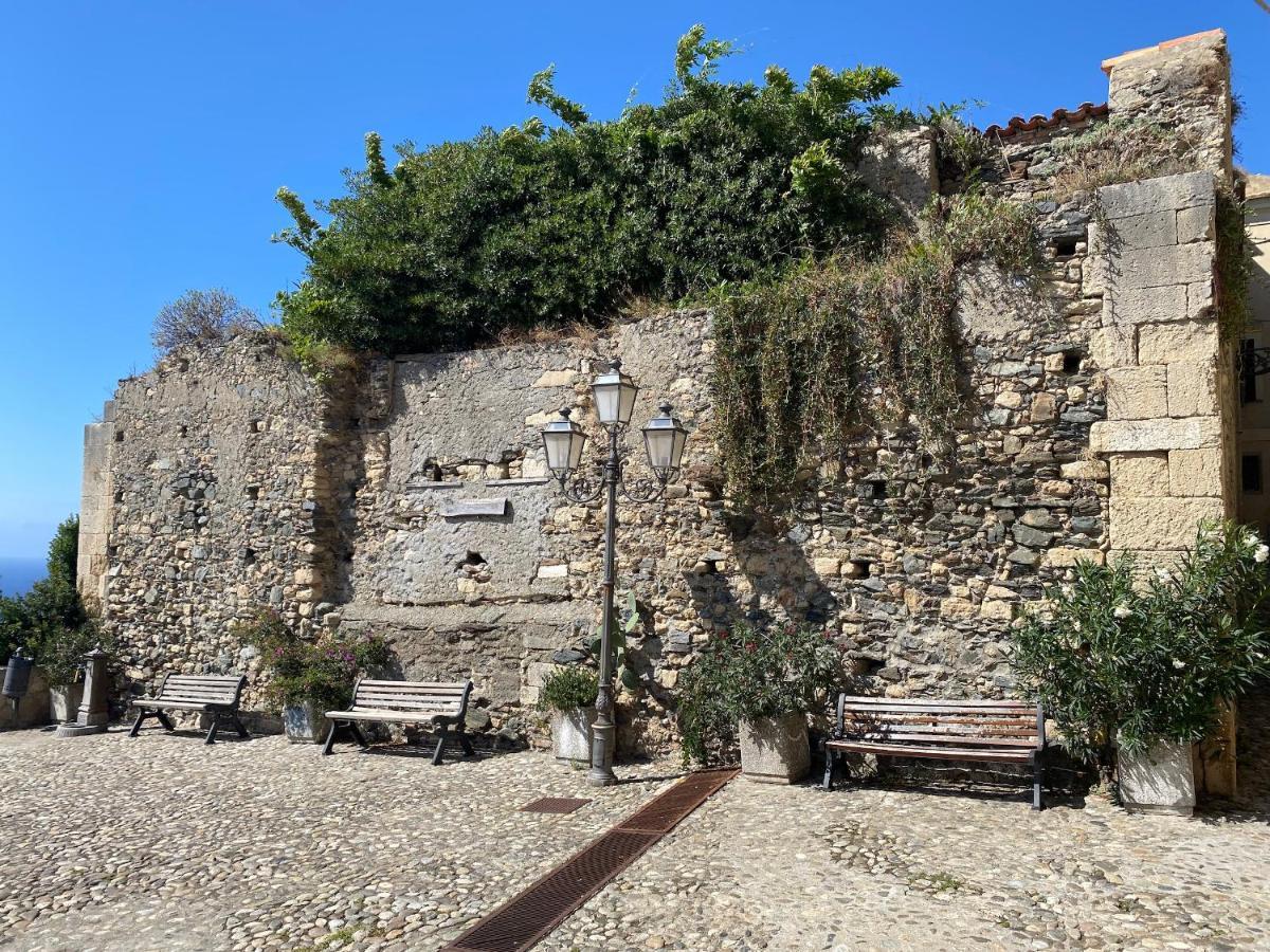 פיומפרדו ברוציו Al Castello Apartment מראה חיצוני תמונה
