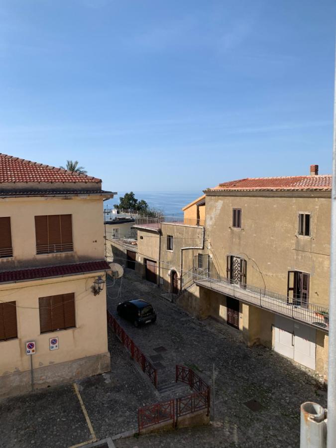 פיומפרדו ברוציו Al Castello Apartment מראה חיצוני תמונה