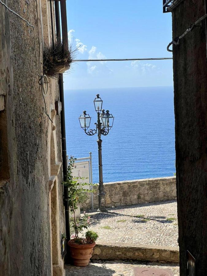 פיומפרדו ברוציו Al Castello Apartment מראה חיצוני תמונה