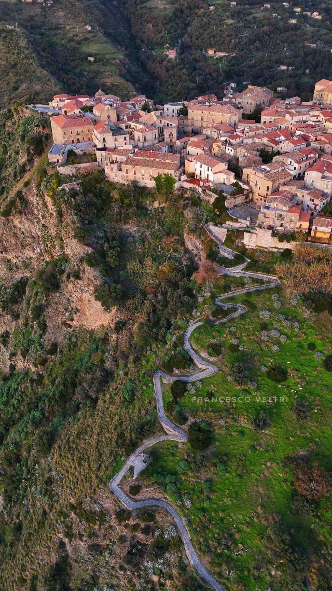 פיומפרדו ברוציו Al Castello Apartment מראה חיצוני תמונה